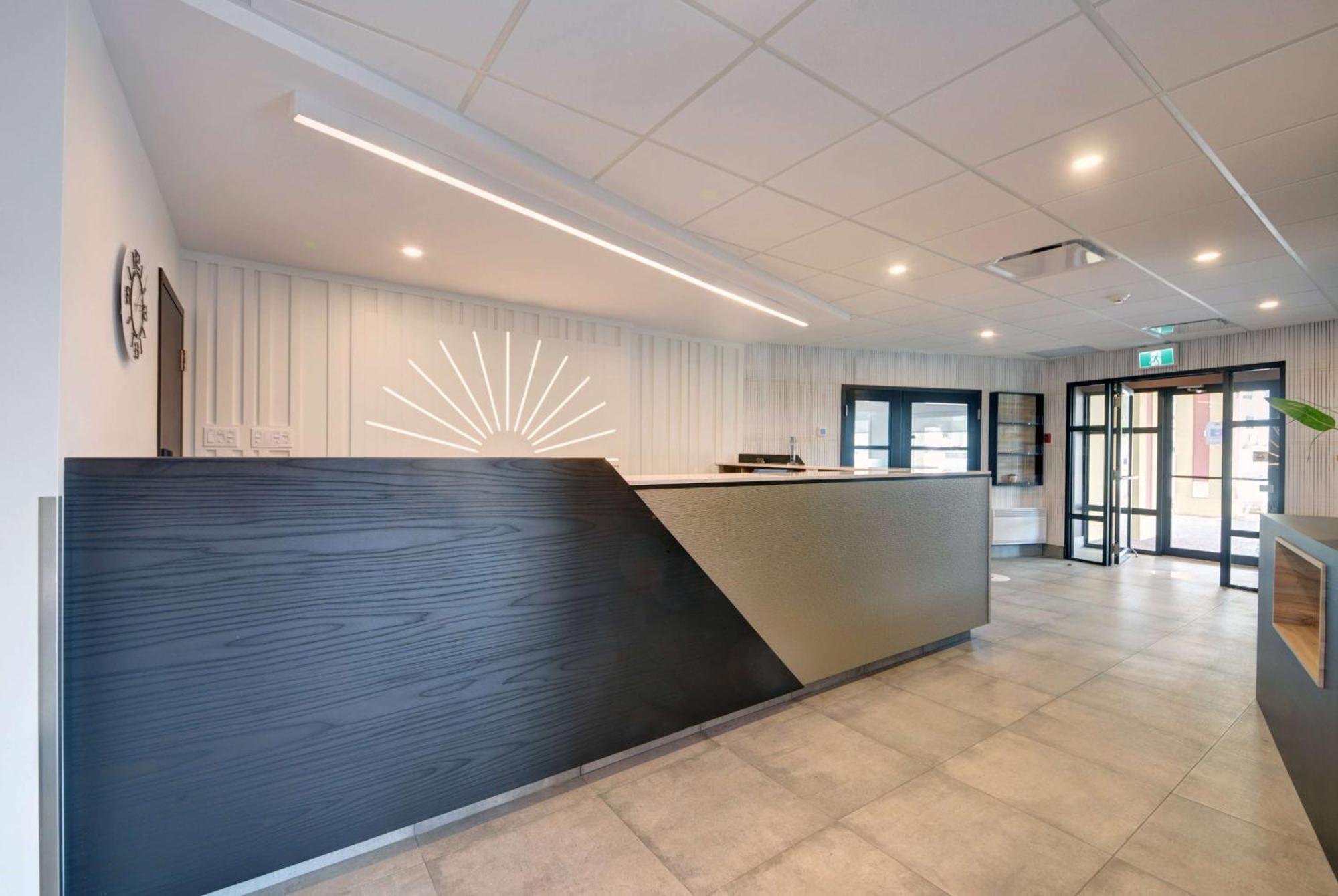 Days Inn By Wyndham Rivière-du-Loup Esterno foto