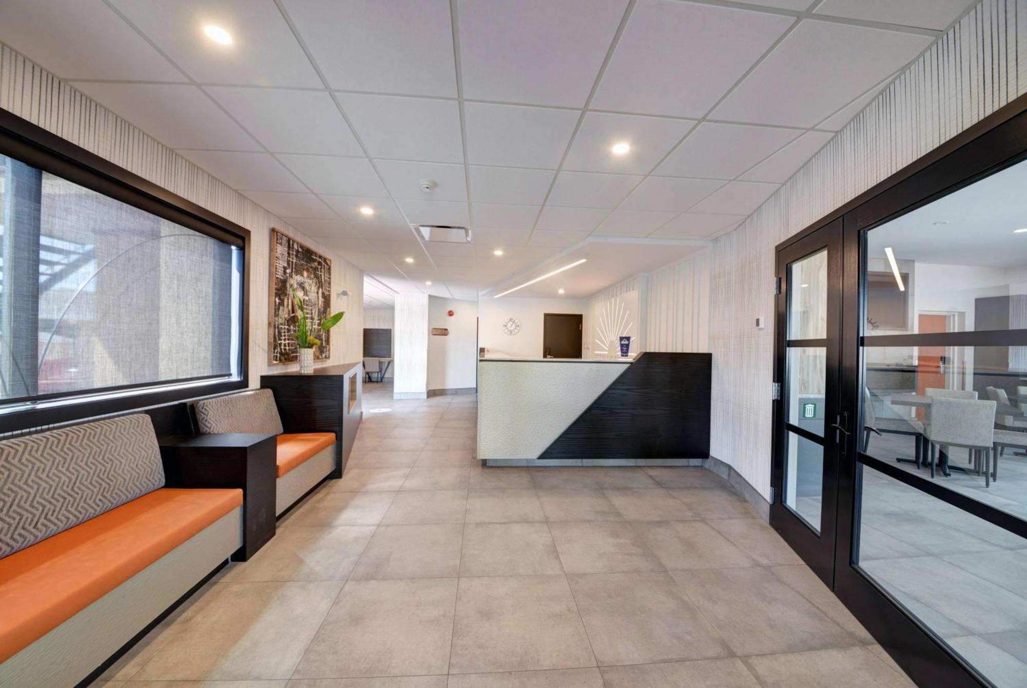 Days Inn By Wyndham Rivière-du-Loup Esterno foto